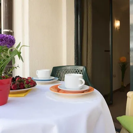 ❤ 1 Bedroom W Kitchen&balcony ❤d206a❤ Apartment *
